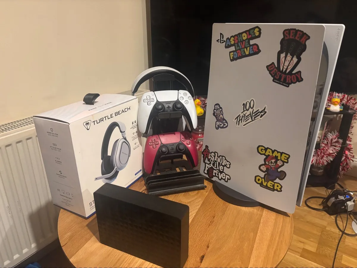 Ps5 bundle - Image 1