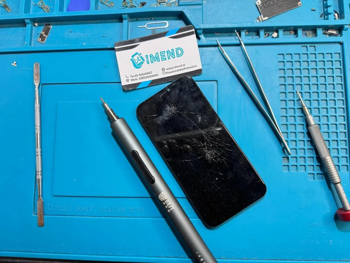 iPhone Samsung Repair Dublin €30 - 18 Years Expert - Image 3
