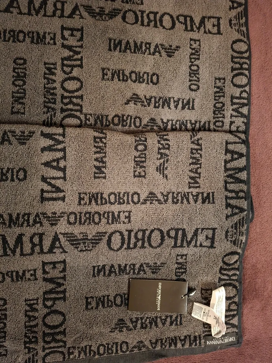 Brand New, Never Used Armani Bath Towel - Image 4