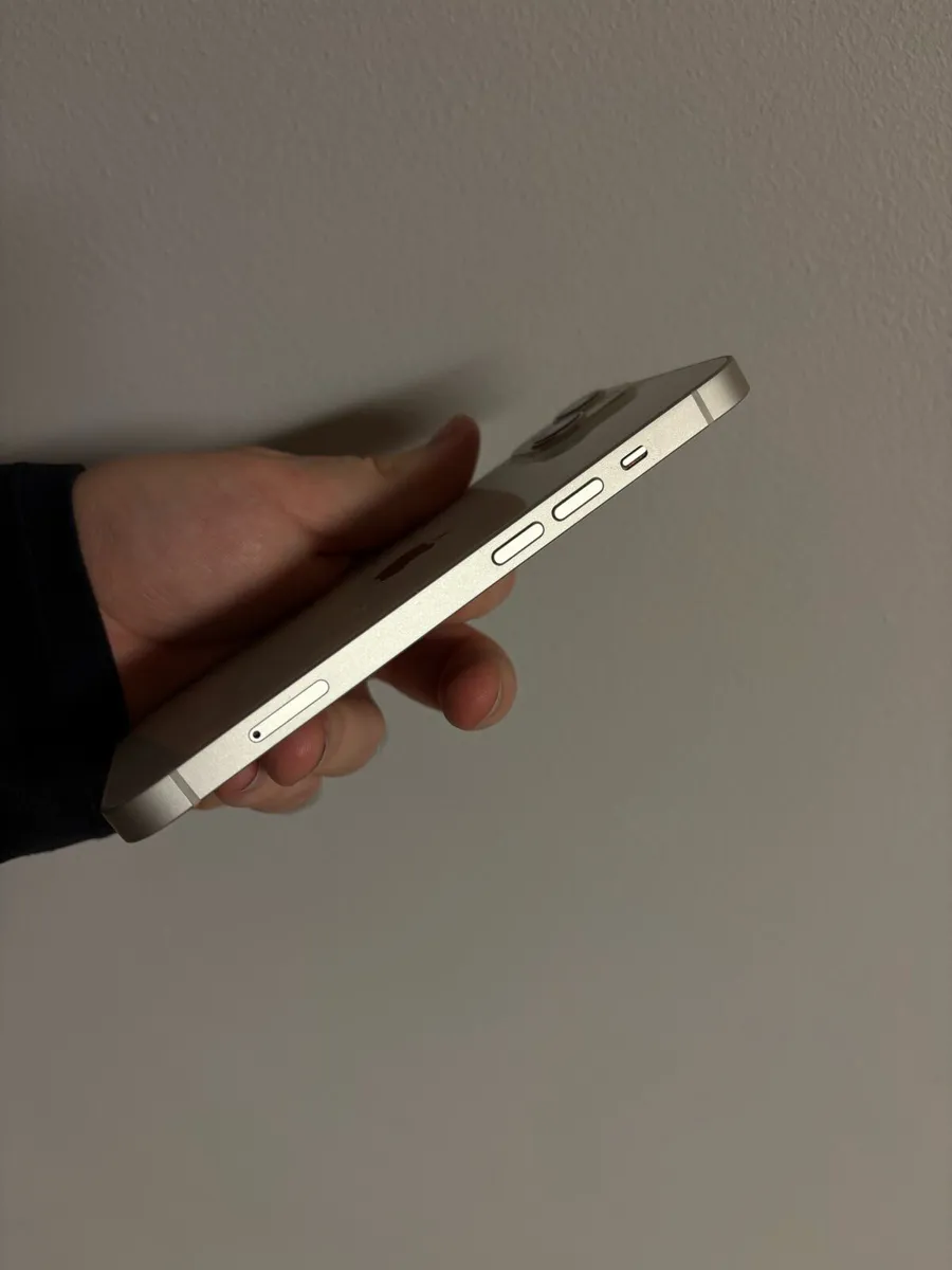 iPhone 13 128GB Unlocked - Image 4