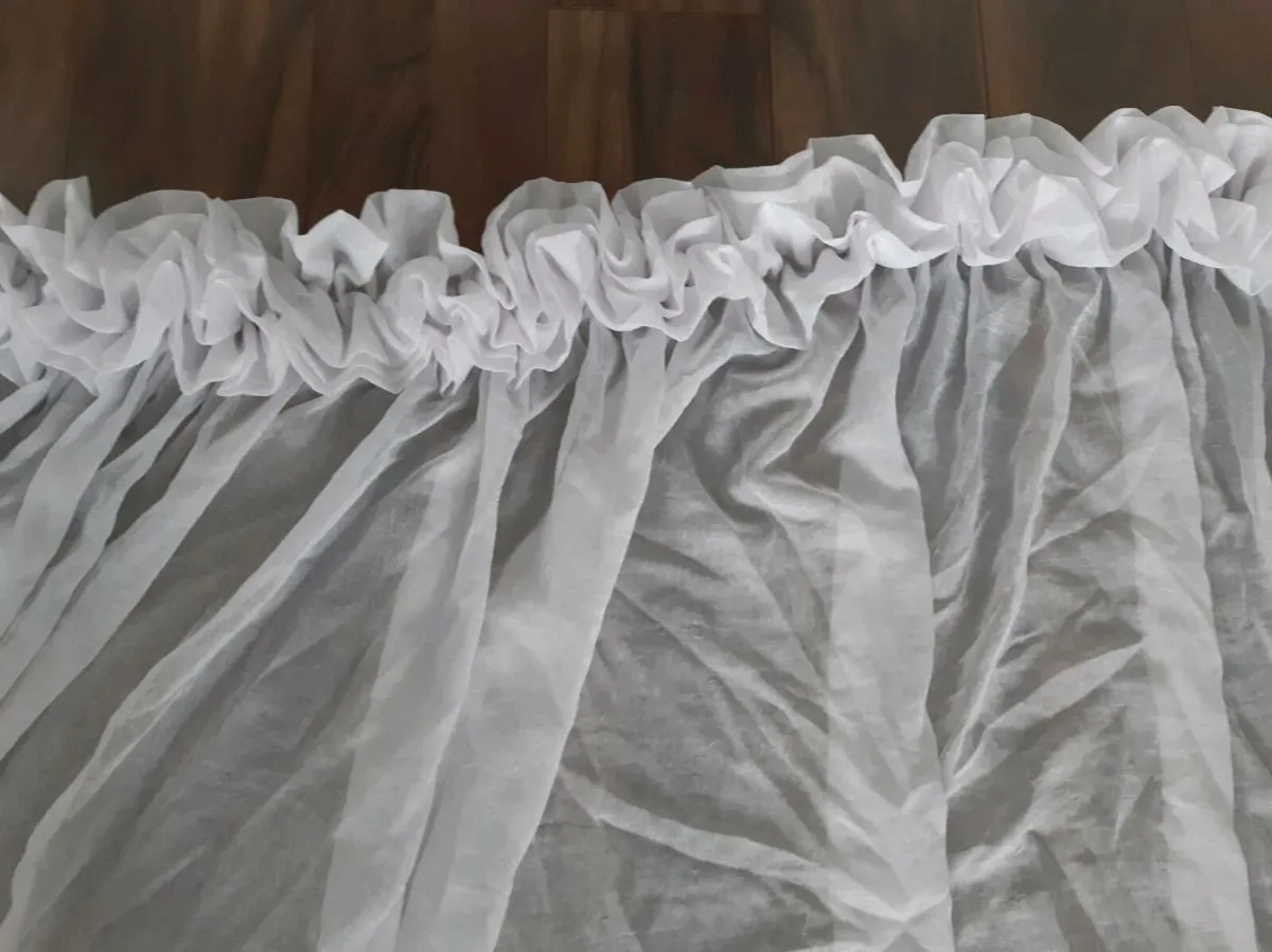 Net curtains - Image 2