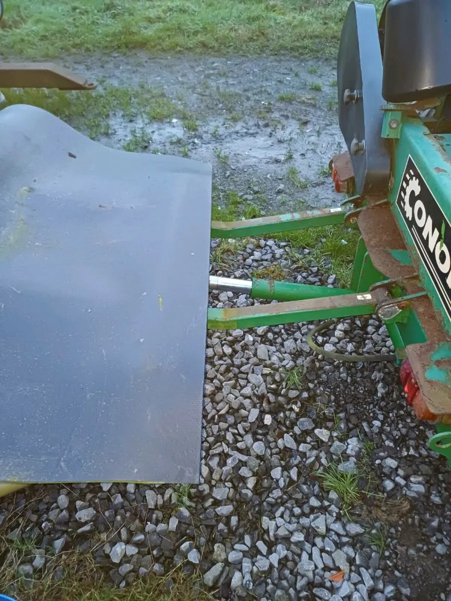 Conor bale wrapper - Image 4