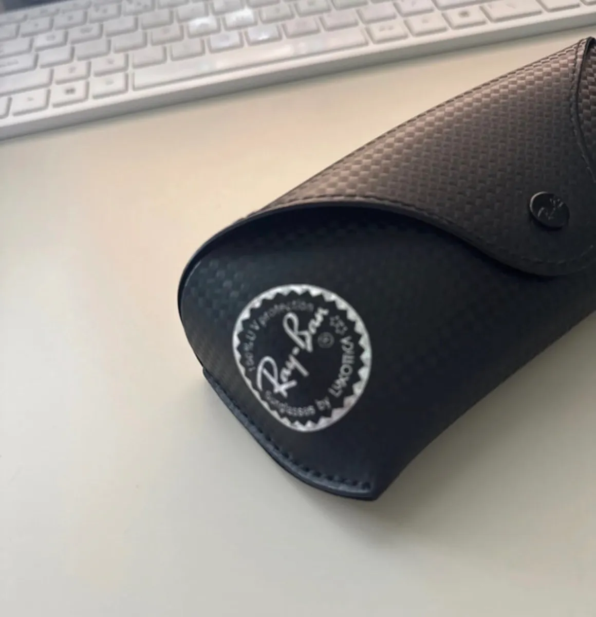 Ray-Ban Carbon Fibre RB8313 - Image 2