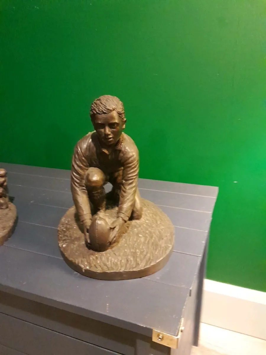 Rynart sculptures - Image 1