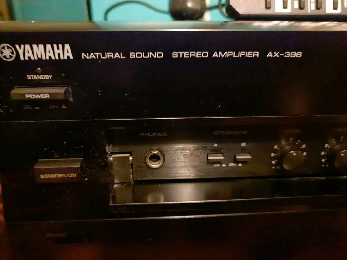 YAMAHA AMP - Image 3