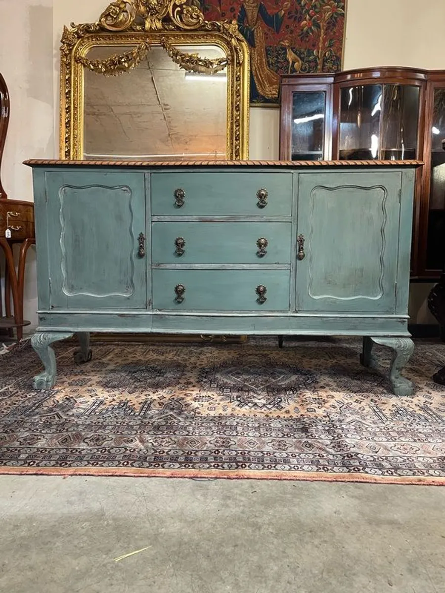 Painted Mahogany Queen Anne Style Vintage Sideboard - Image 3