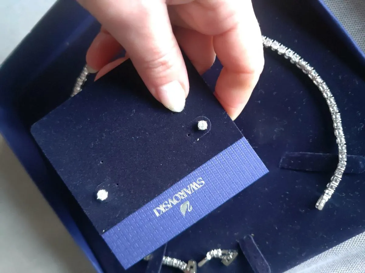 limited edition swarovski set new - Image 3