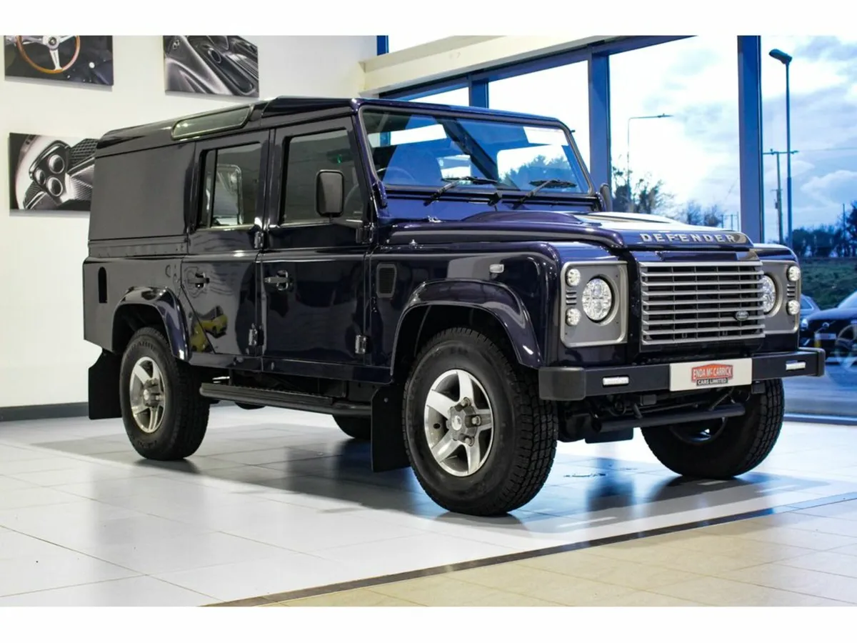Land Rover Defender 2.2 TD XS COMMERCIAL 2 SEAT - Image 2