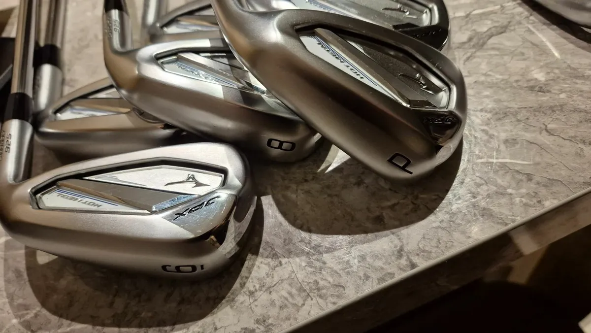 Mizuno JPX Hotmetal Irons - Image 4