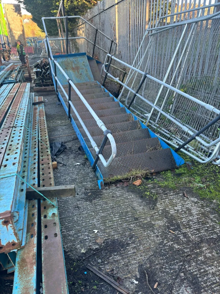 Steel stairways - Image 1