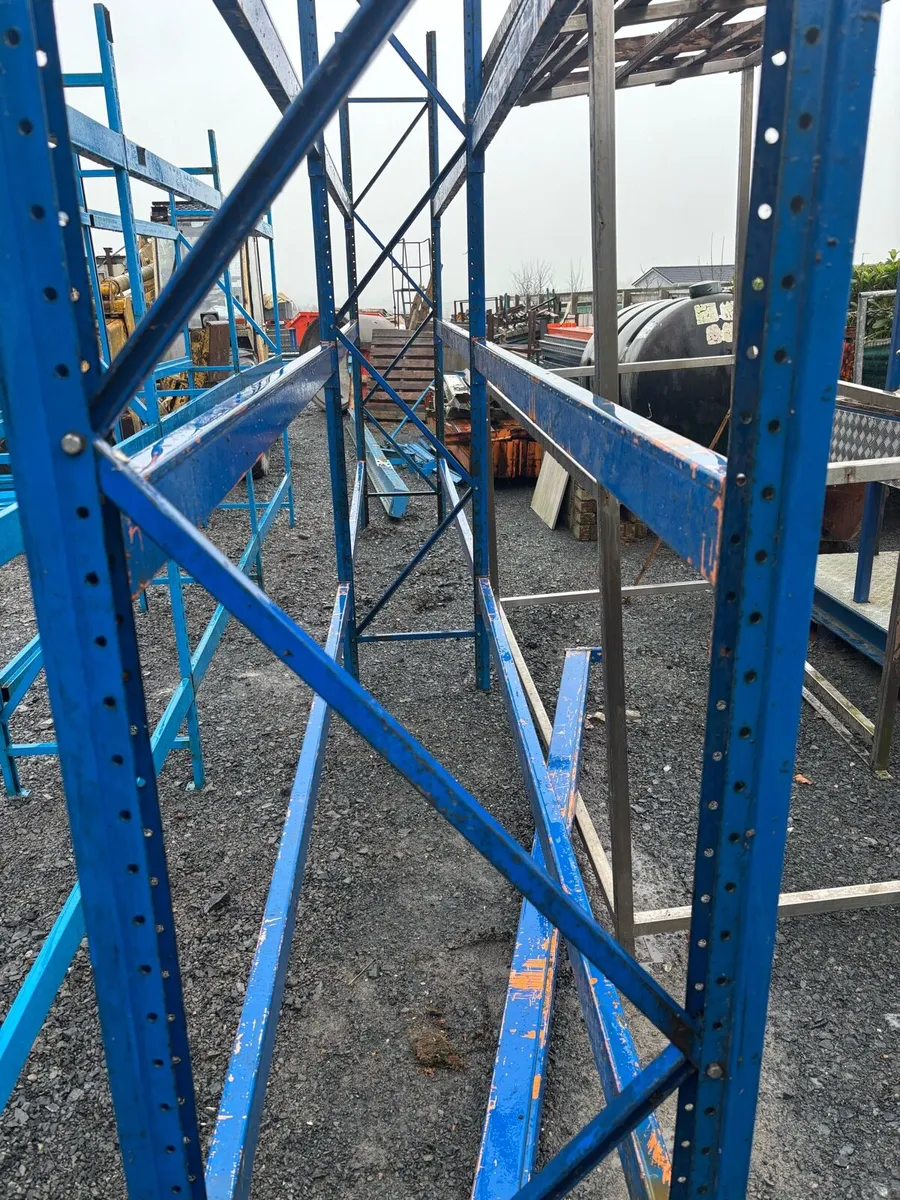 Steel stairways - Image 2