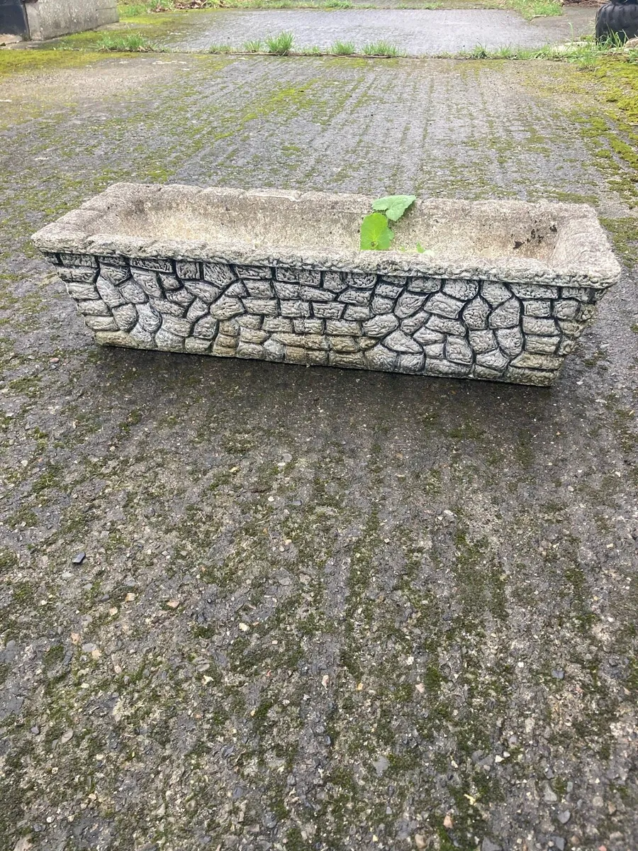 Garden Planter- Vintage- Concrete - Image 4