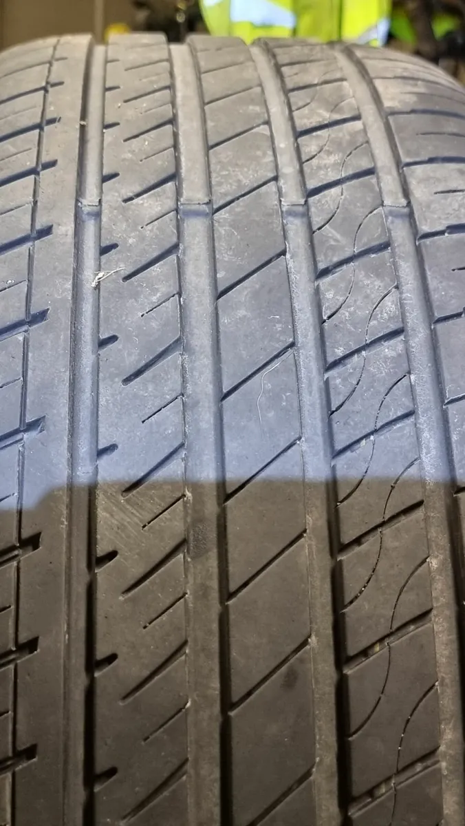 Range rover sport 22"wheels and tyres - Image 3