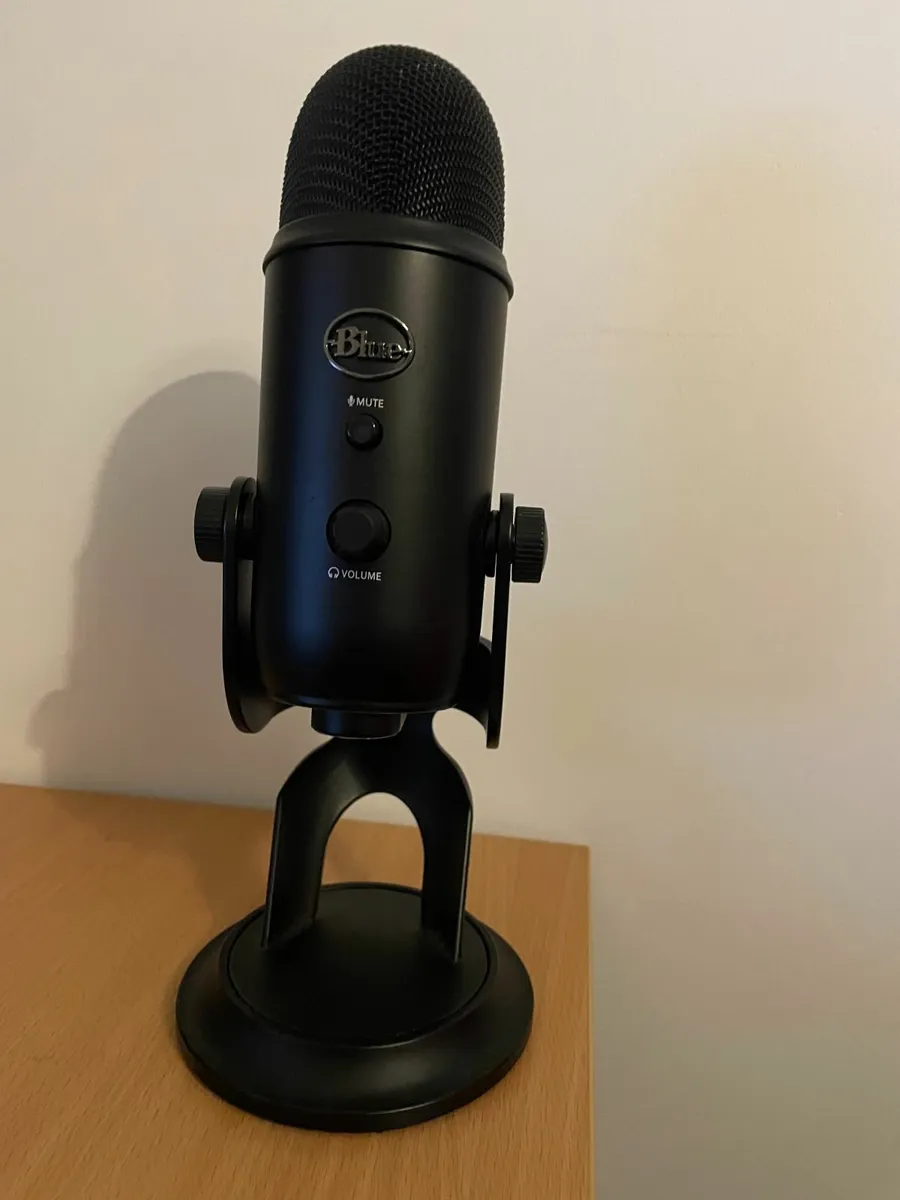 Blue Yeti USB microphone - Image 2