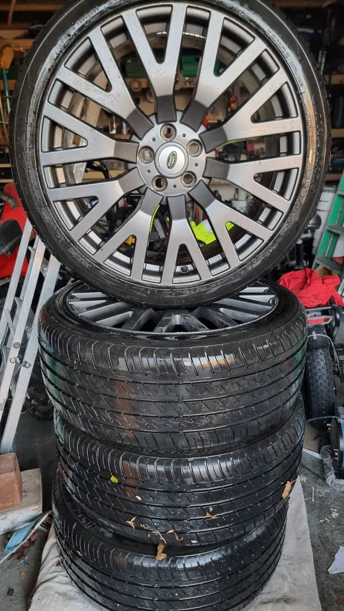 Range rover sport 22"wheels and tyres - Image 1