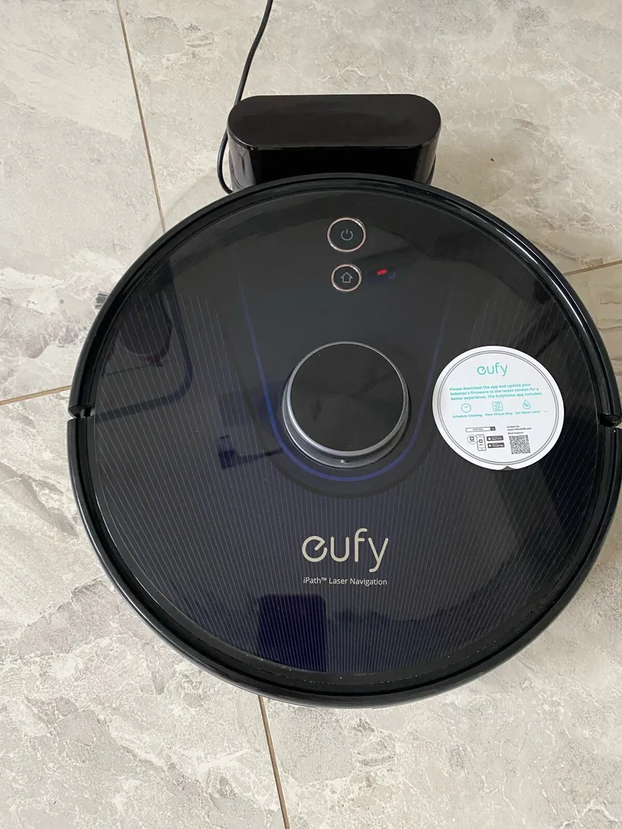 Eufy L35 Robot hoover. - Image 1