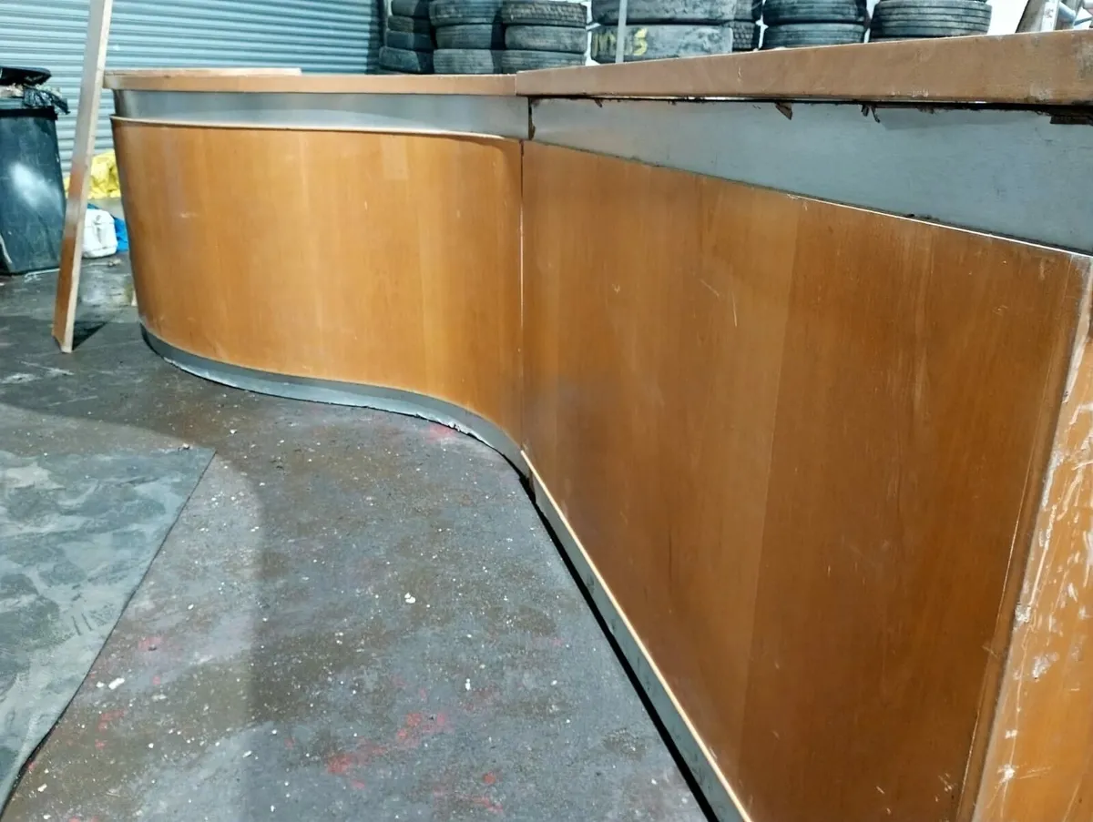 Bar corner table/function desk - Image 1