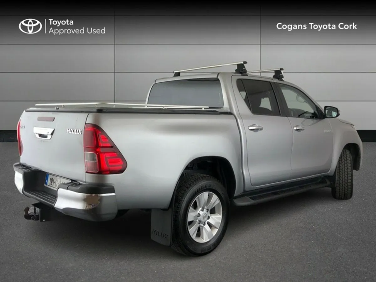 Toyota Hilux HILUX DOUBLE CAB SR5 A/T - Image 2