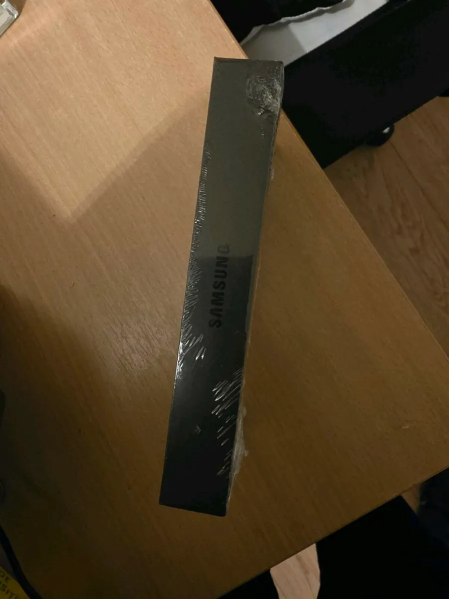 Samsung S25 FE 128 GB - Image 3