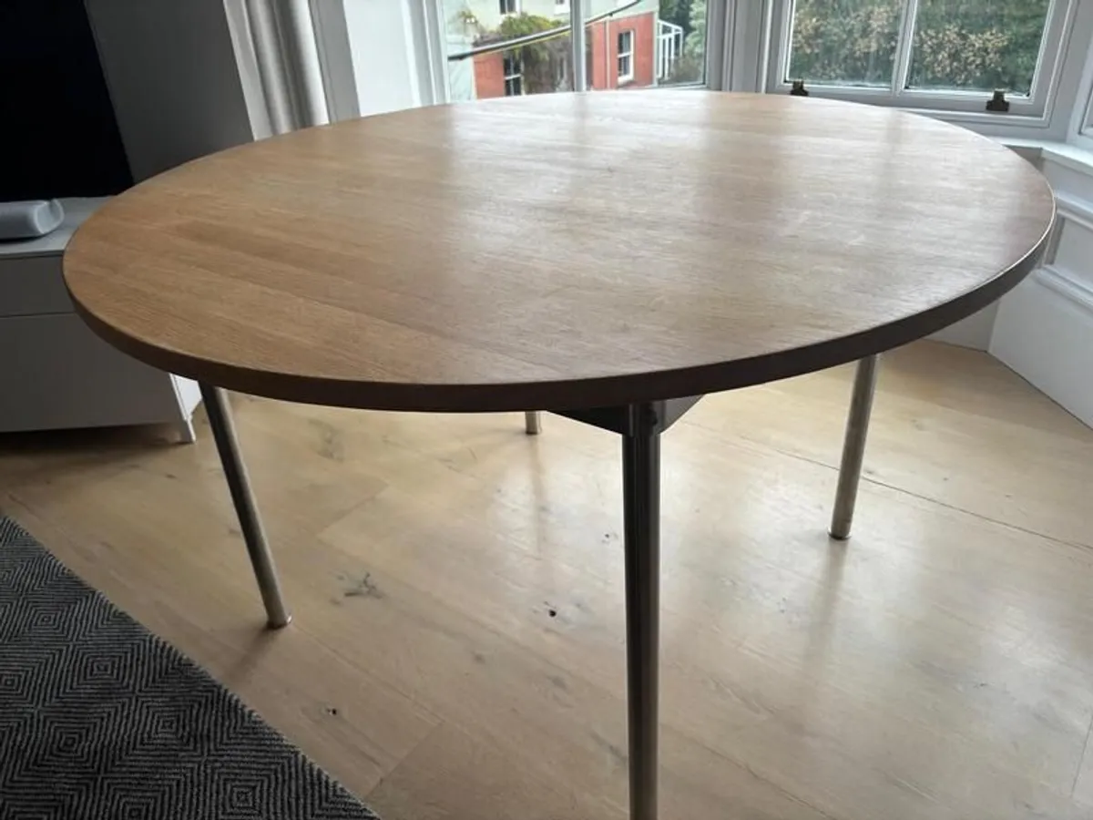 Hans J Wenger CH388 Table - Image 1