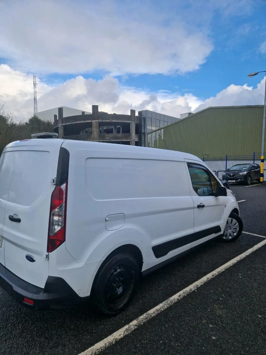 Ford Transit Connect - Image 4