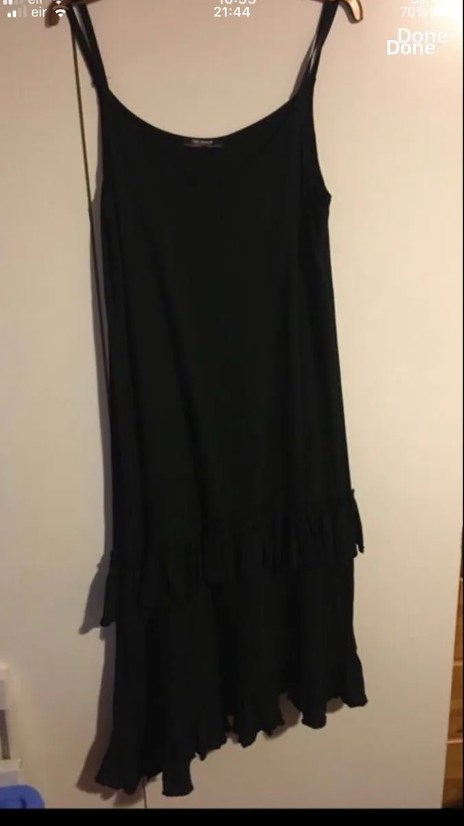 Ladies Zara maxi dress size M €5 - Image 1