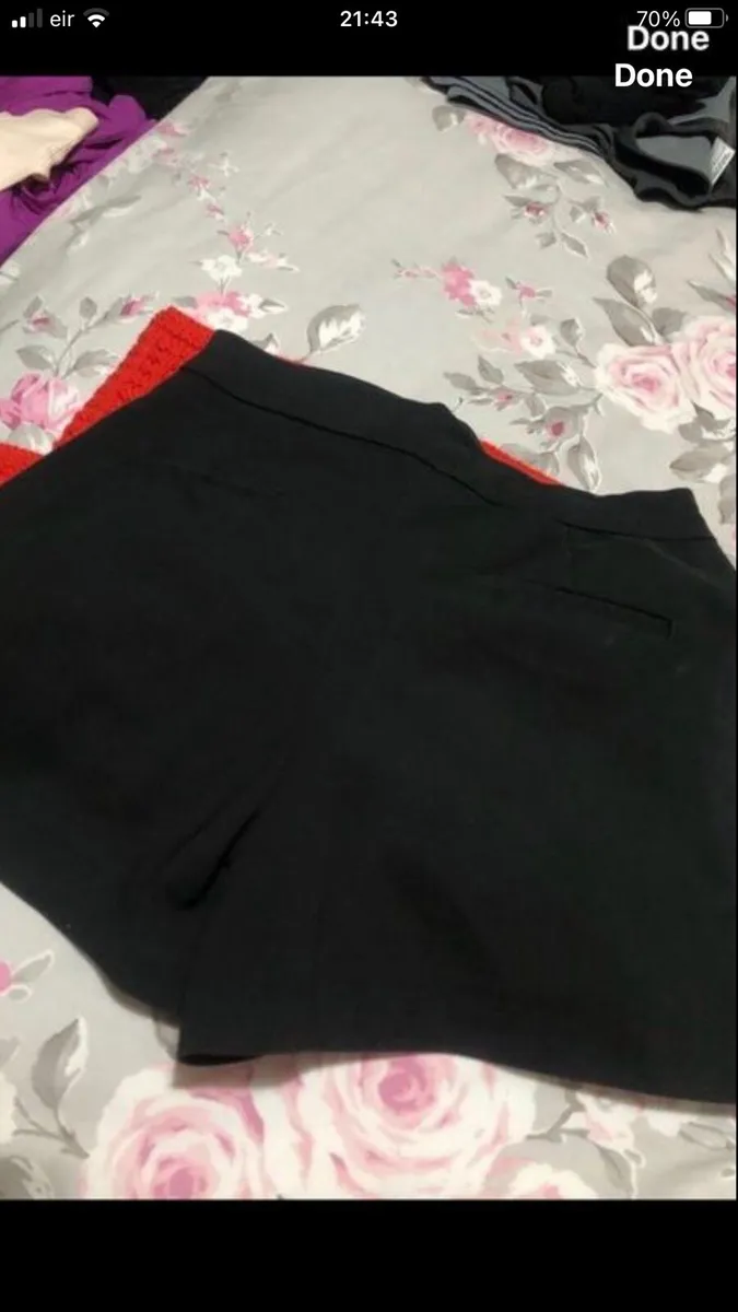 Ladies Zara shorts size S €5 - Image 2