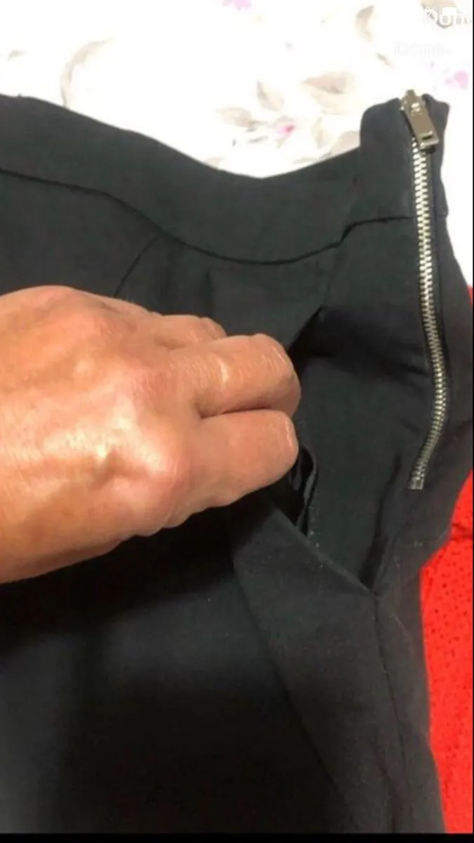 Ladies Zara shorts size S €5 - Image 3