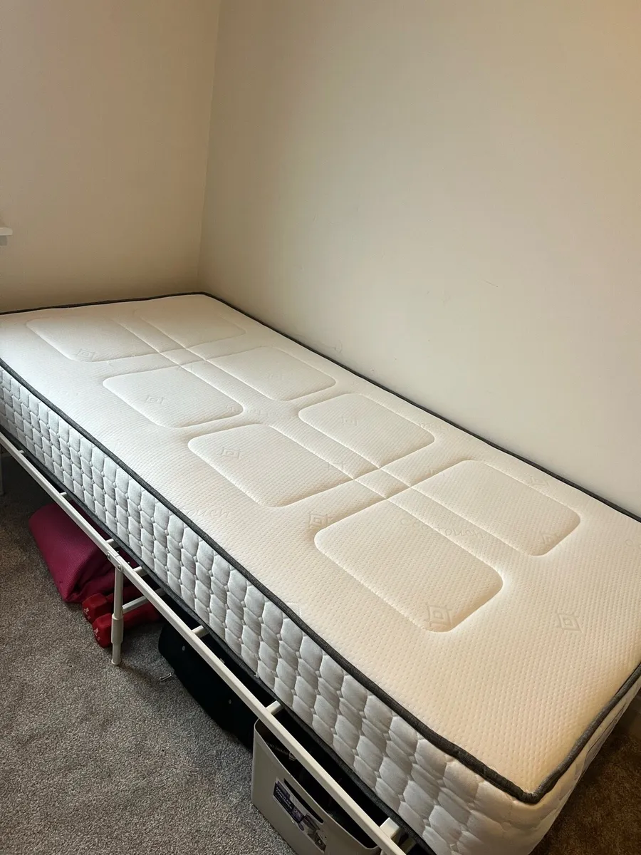 Single bed frame and mattress - Image 1
