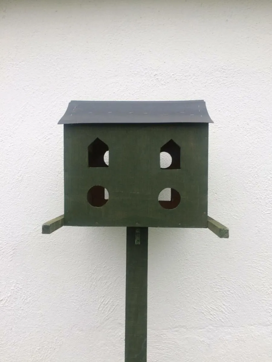 NEW Bird House Feeder - Image 1