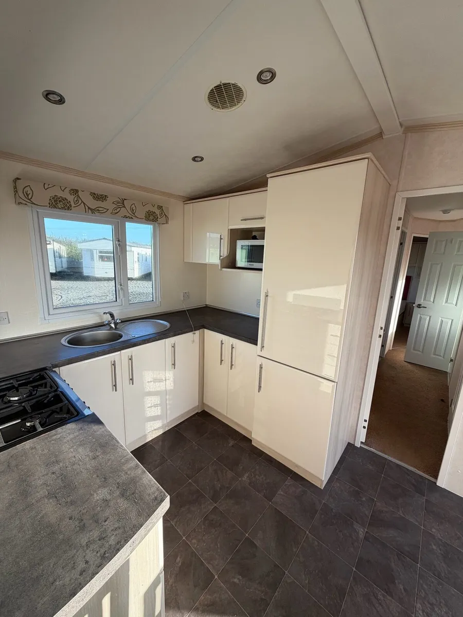 Pemberton Verona 38 x 12.6 / 3 Bedroom - Image 3