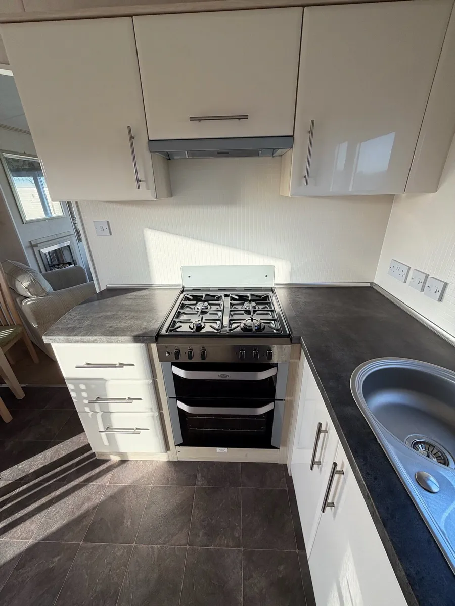 Pemberton Verona 38 x 12.6 / 3 Bedroom - Image 4