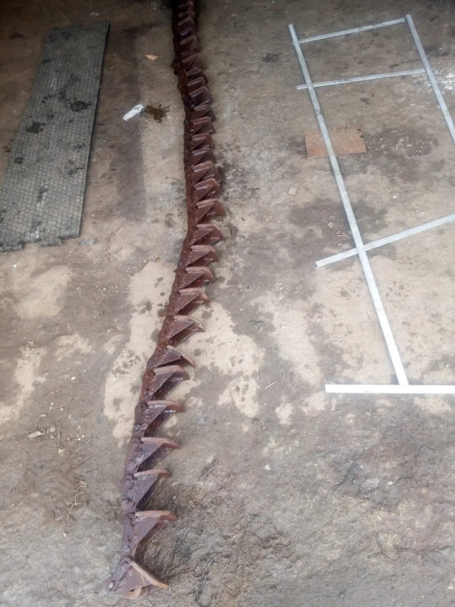 Parts for difco turf machine - Image 1