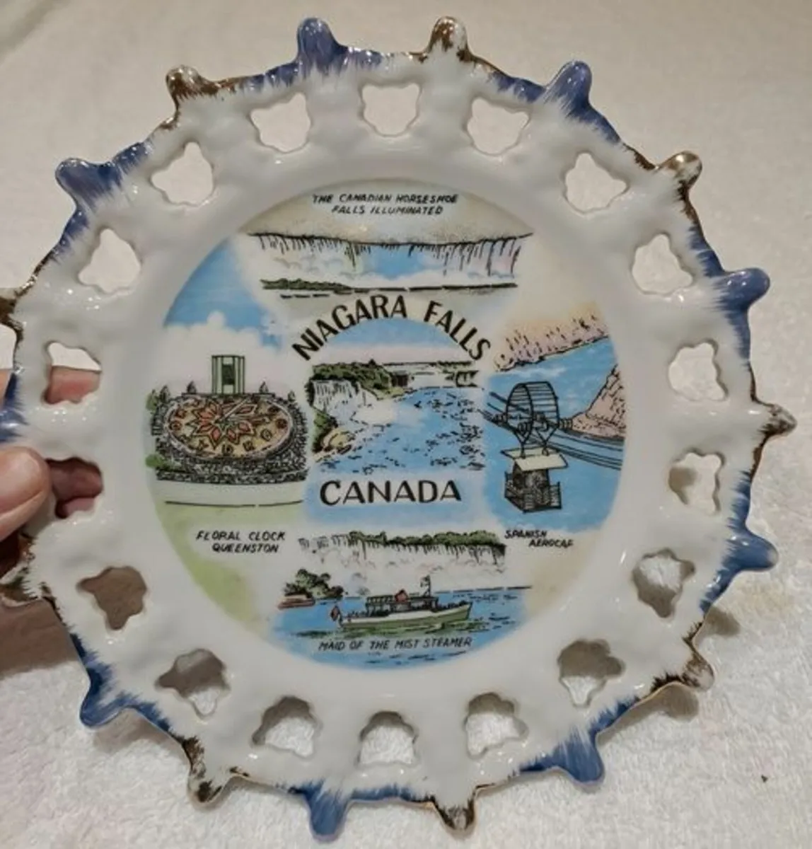 Vintage Niagara Falls plate - Image 1
