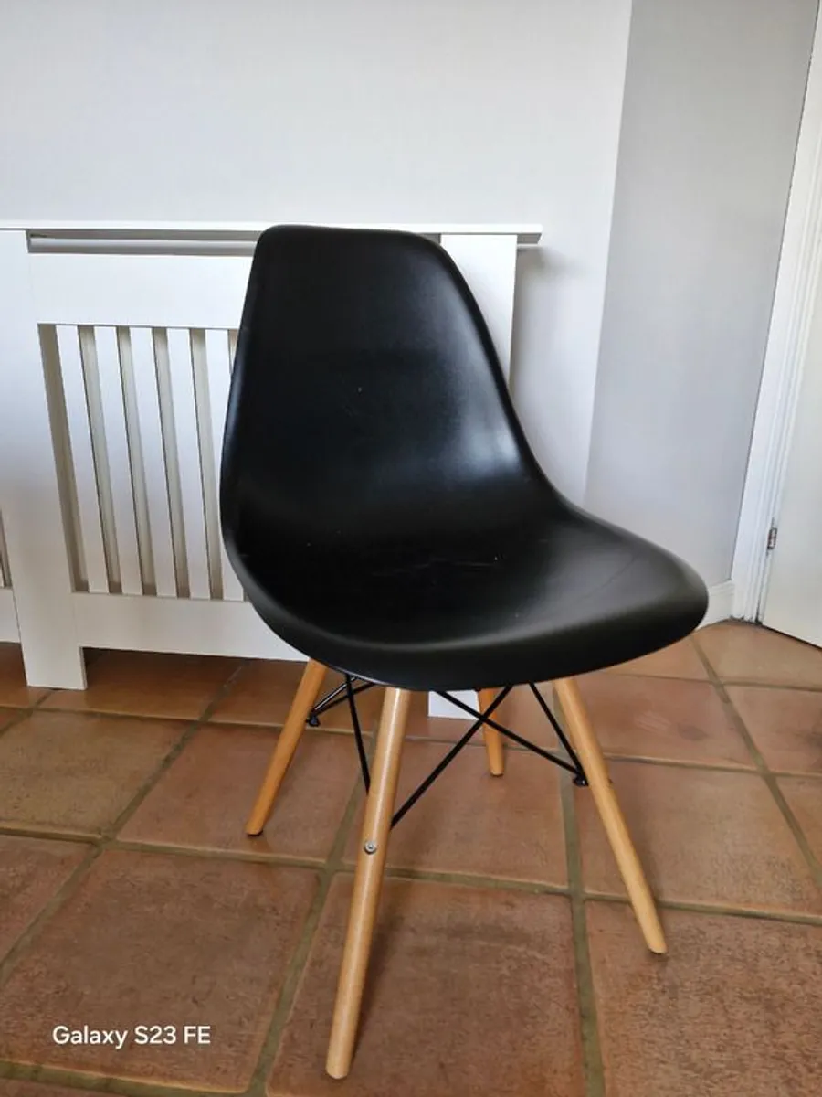 Dining table and - Image 3