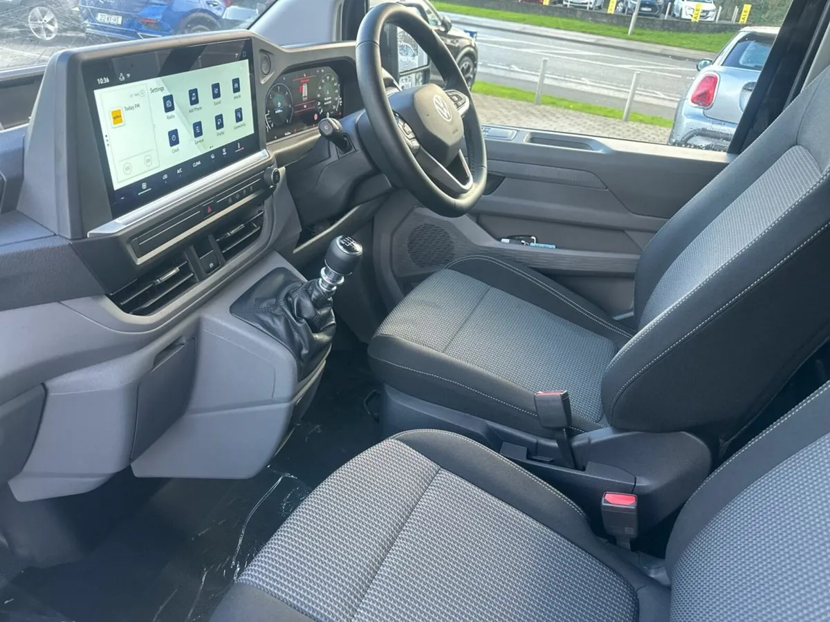 Volkswagen Transporter TRENDLINE PLUS LWB30 150BHP - Image 3