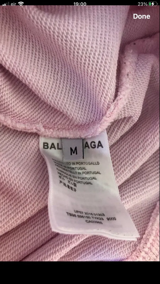 Ladies Balenciaga hoodie size M €20 - Image 3