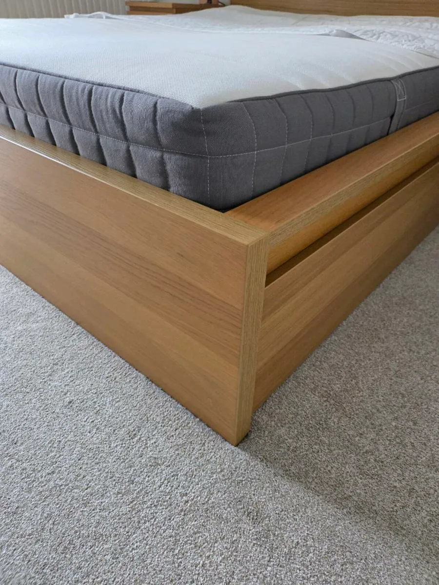 IKEA MALM BED (160x200) + 4 Drawers - Image 4