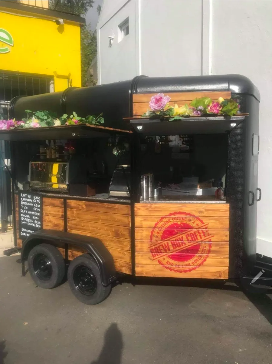 Mobile coffee dock horse box conversion - Image 2