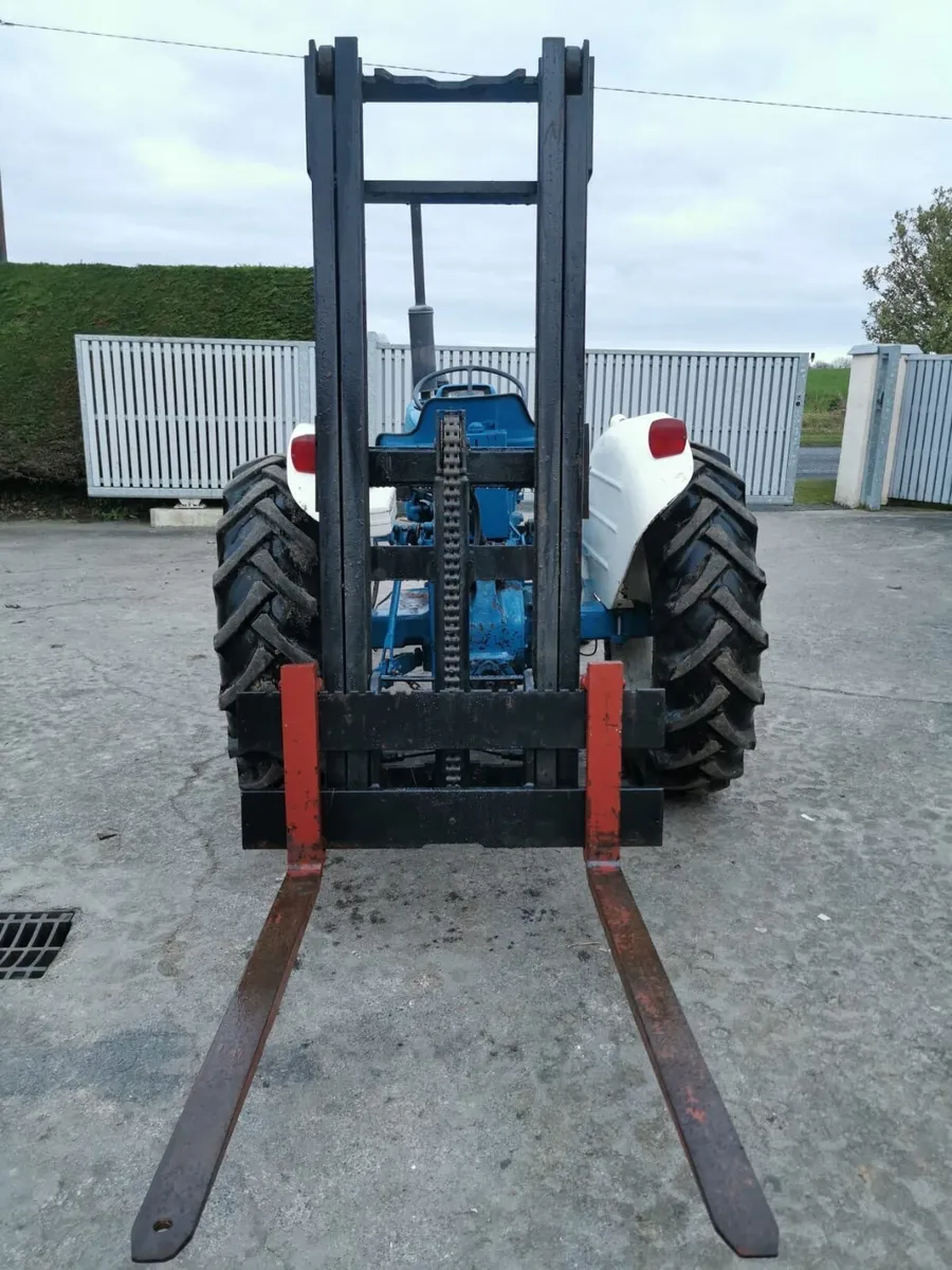 Fork lift mast - Image 2