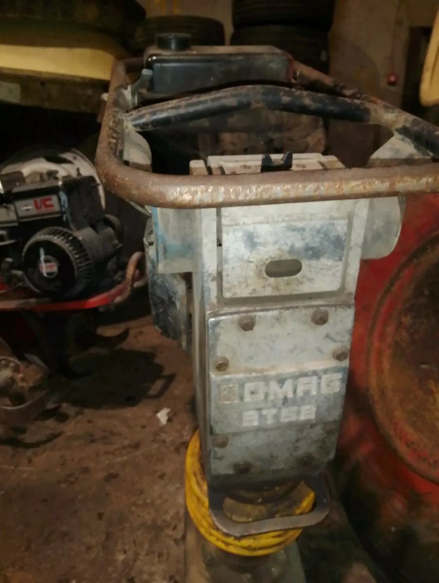 BomagWacker plate - Image 2