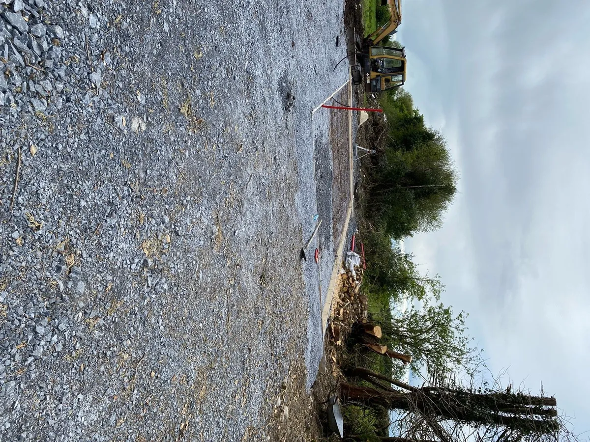 Groundwork/3 tone digger - Image 2