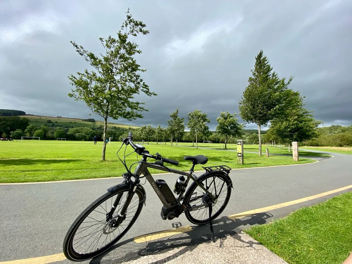 Raleigh Motus Electric Bike - Image 4