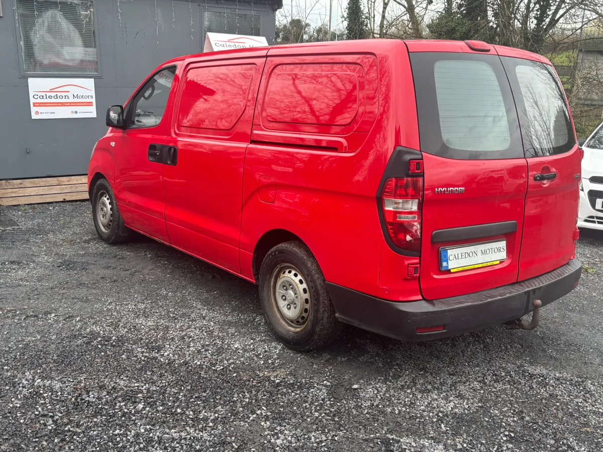 HYUNDAI H1- NEW CVRT AND FULL TAX - Image 3