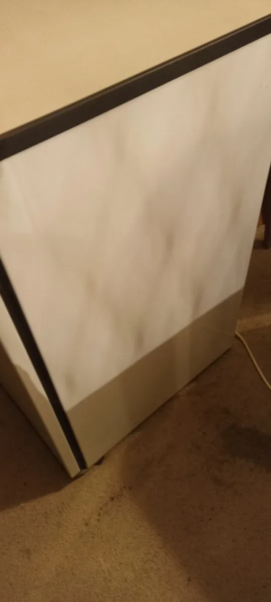 Hotpoint Larder Fridge - Image 4