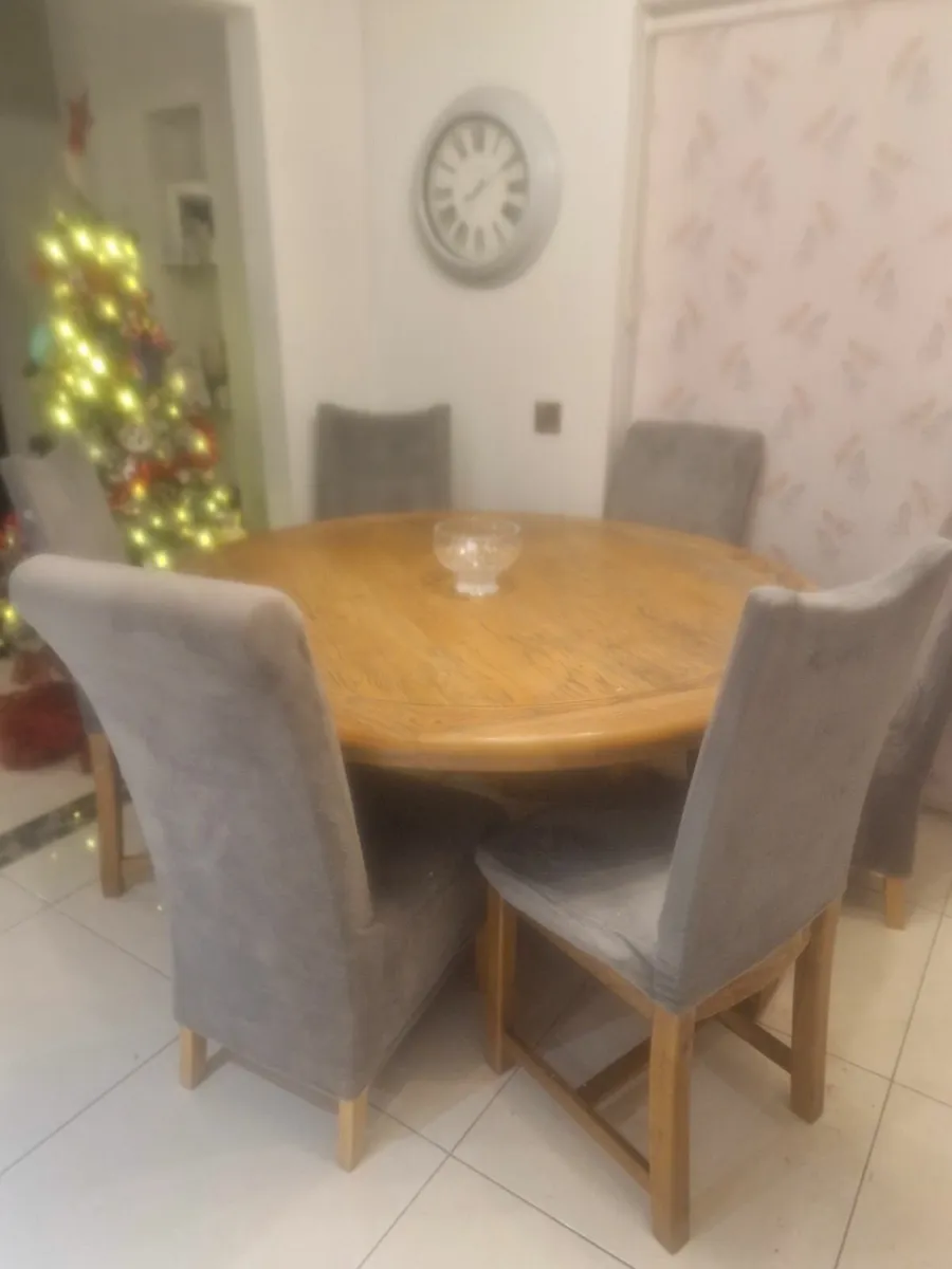 Kitchen table - Image 2