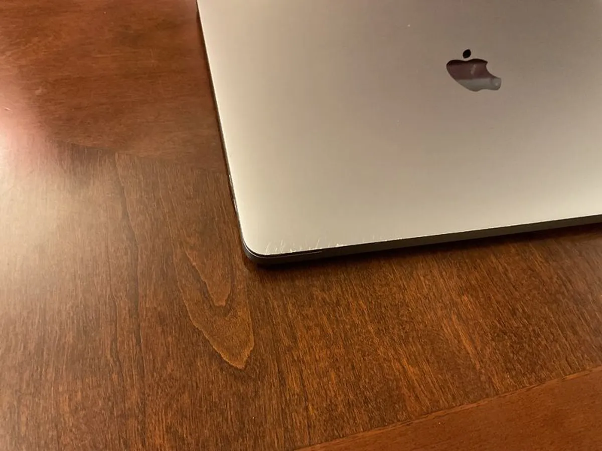 MacBook Pro 13inch 2017, Touch Bar - Image 4