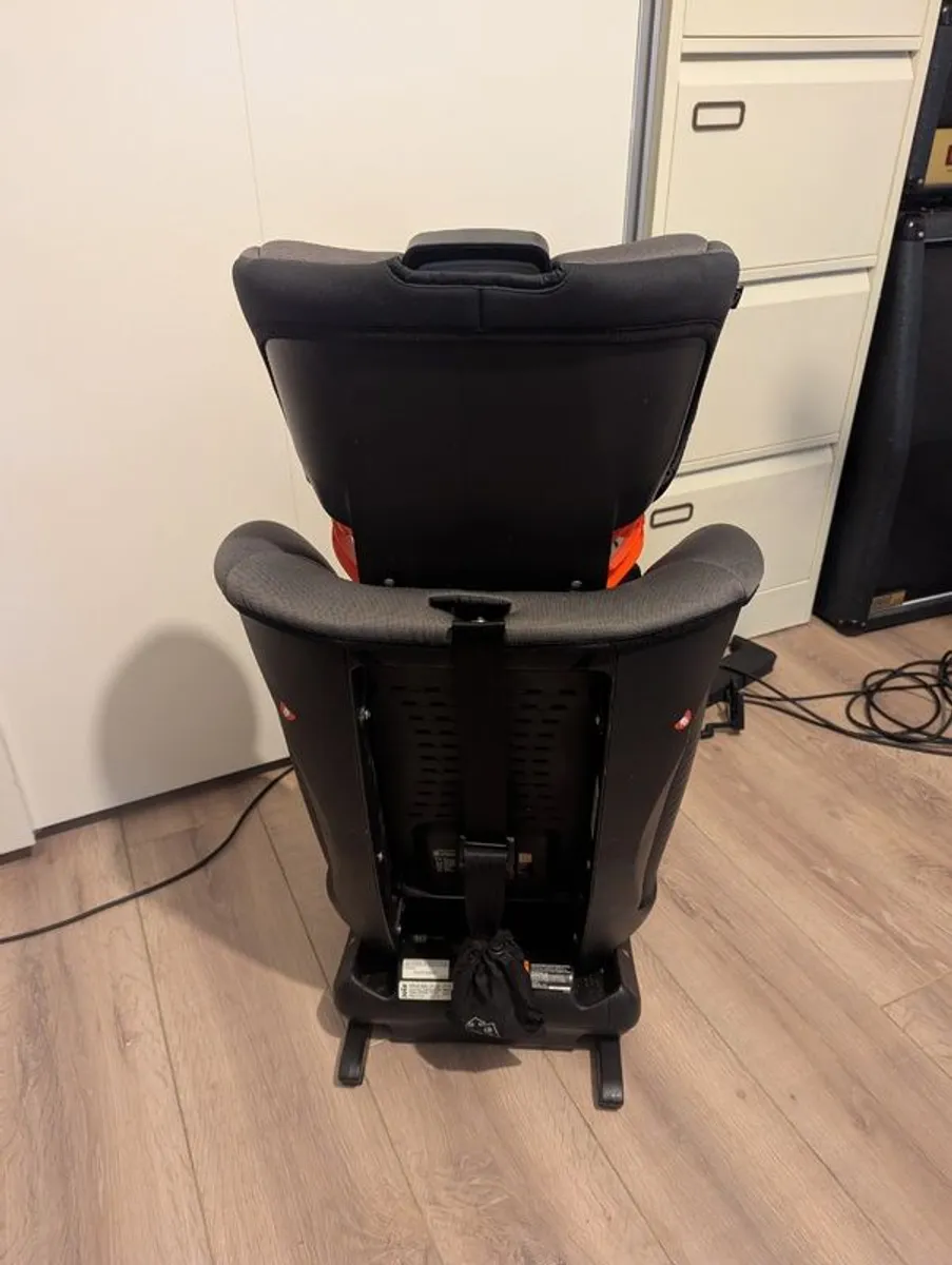 Joie Bold ISOFix Car Seat 1/2/3 - Image 2