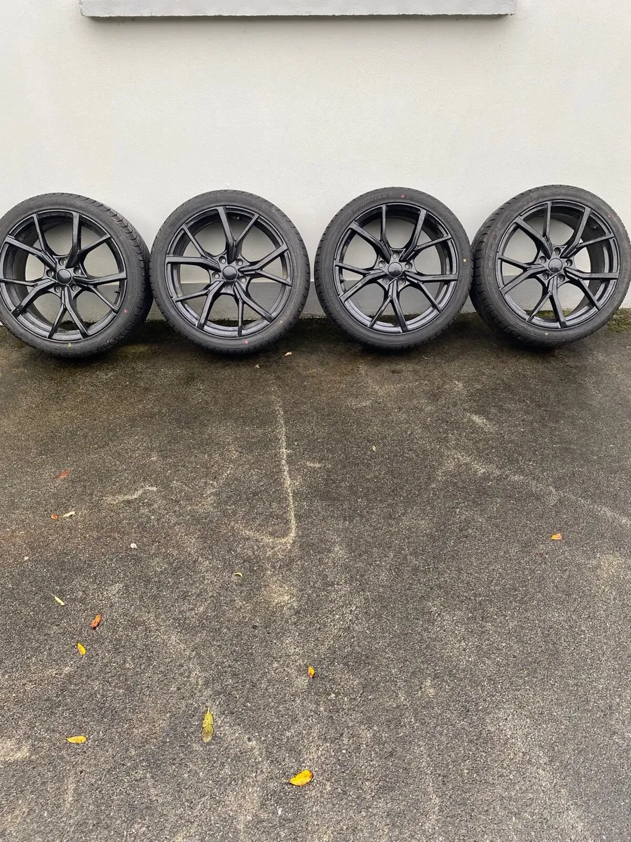 Alloy wheels - Image 1
