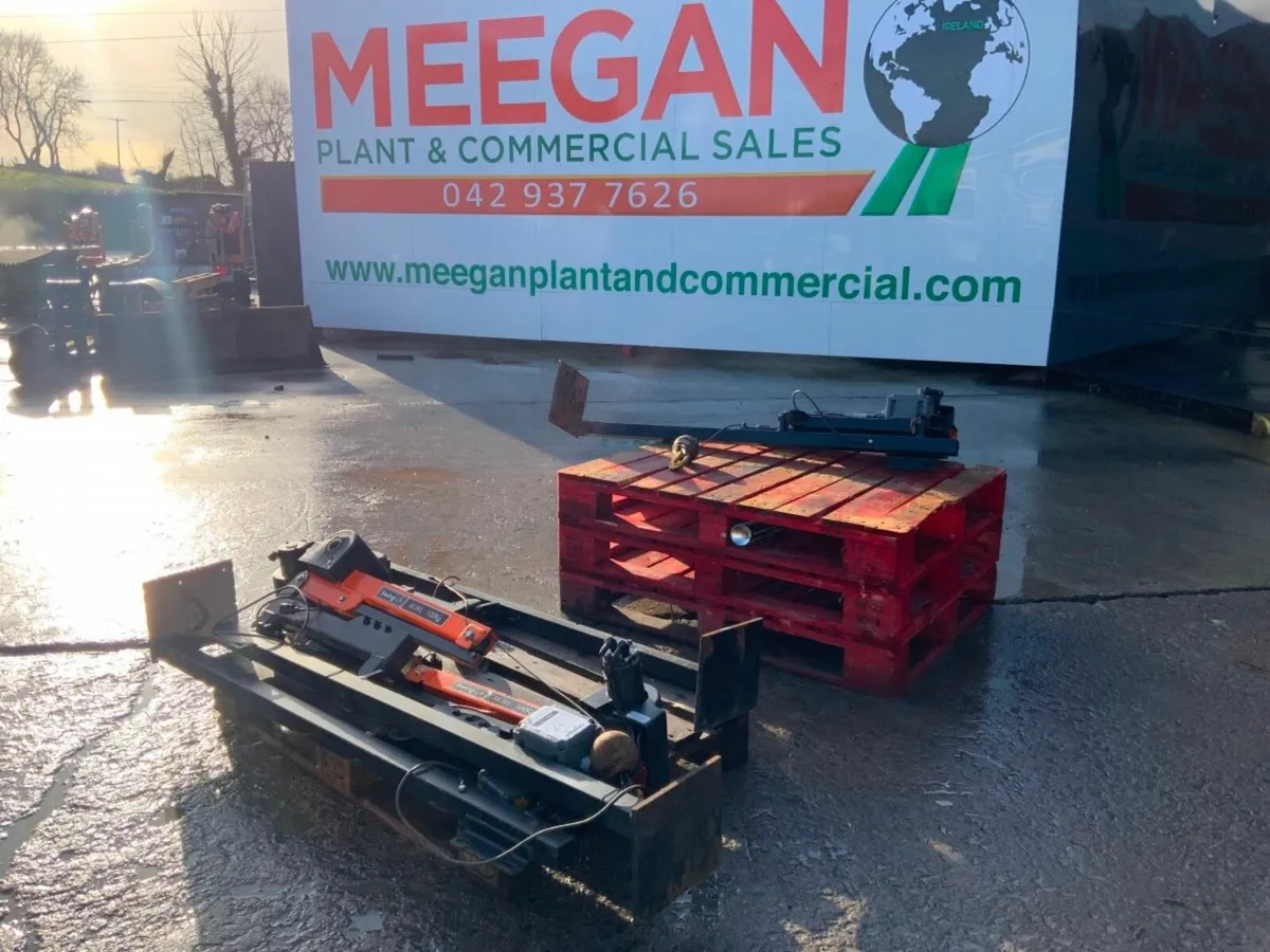 SWINGLIFT LIFTING ARM ATTACHMENT1130 - Image 1